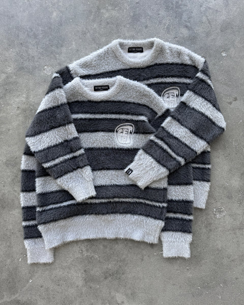 GREY STRIPE KNITTED SWEATER
